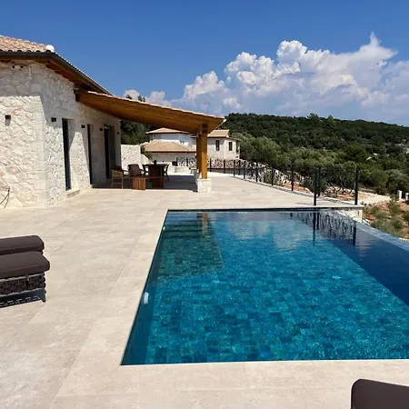 Petite Lily * Fternon